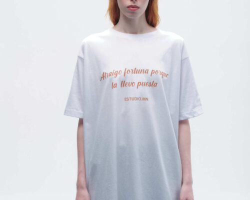 Remera Atraigo