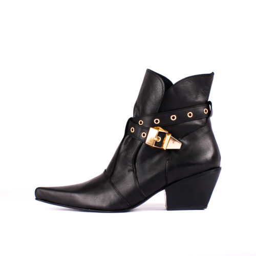 Bota Tania