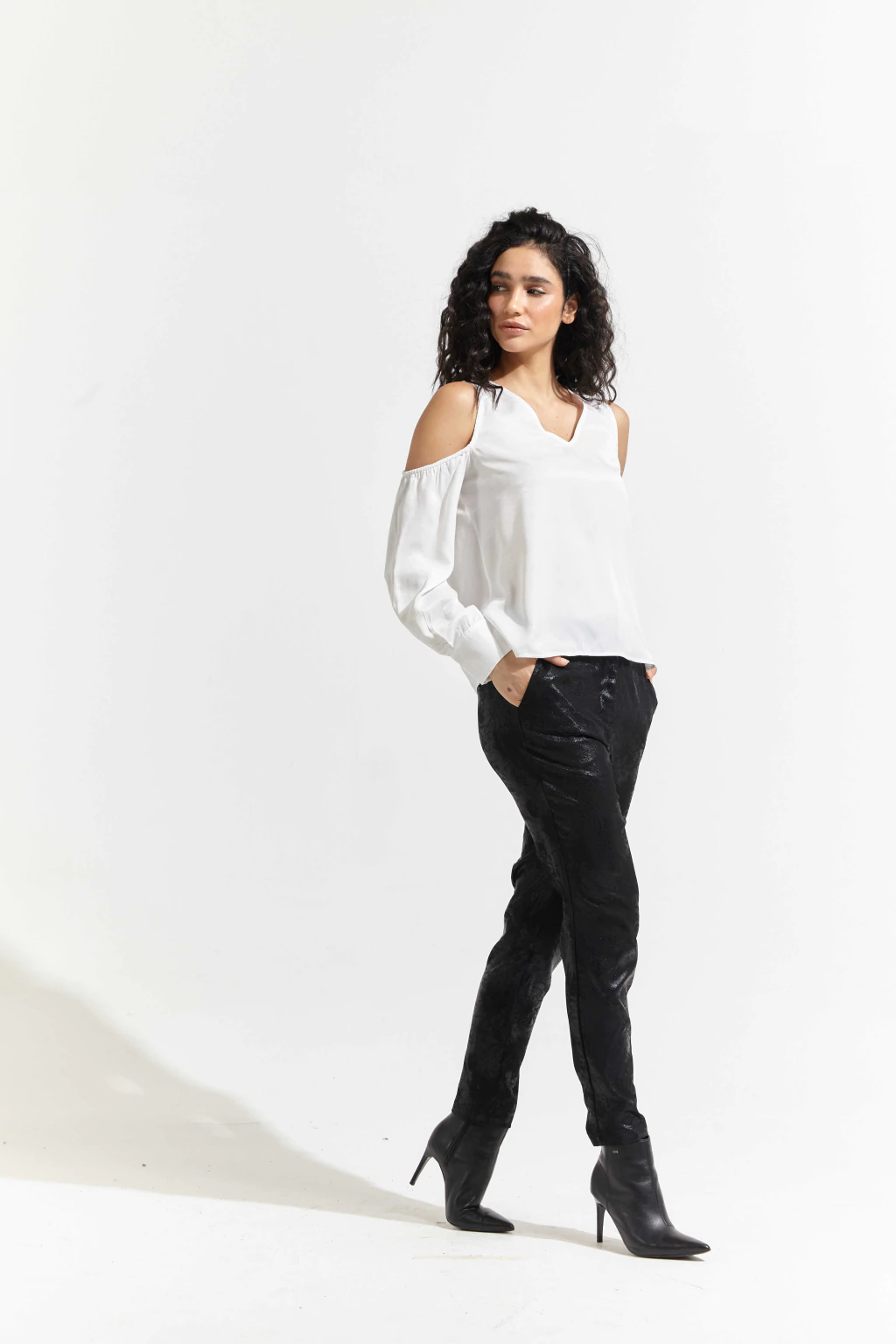 Remera Hole - Imagen 5